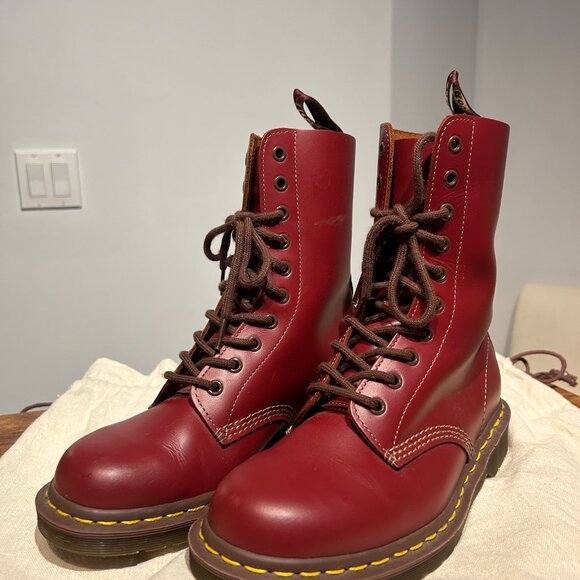 Vintage Dr Martens 1460 MIE boots - Picture 3 of 6